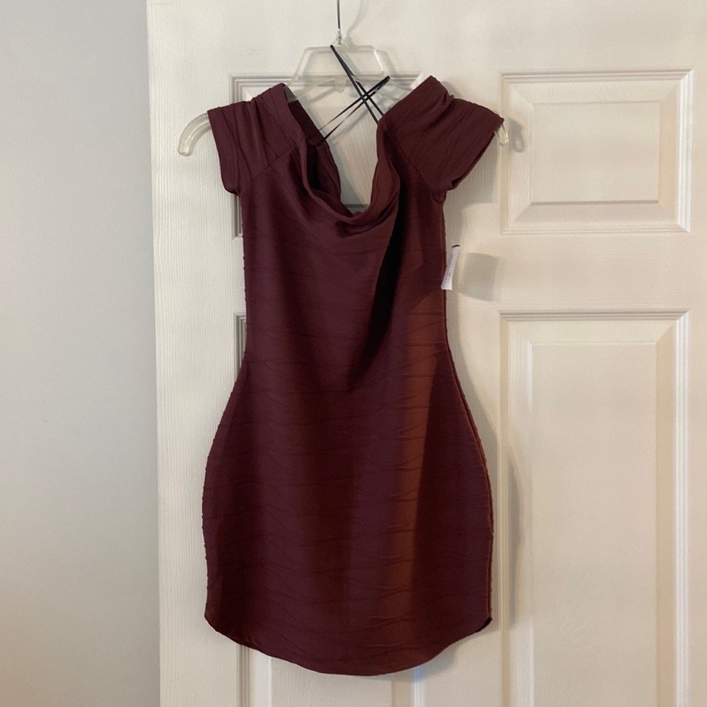 WINDSOR Dress size L length 27” bust 30” brand new see all photos